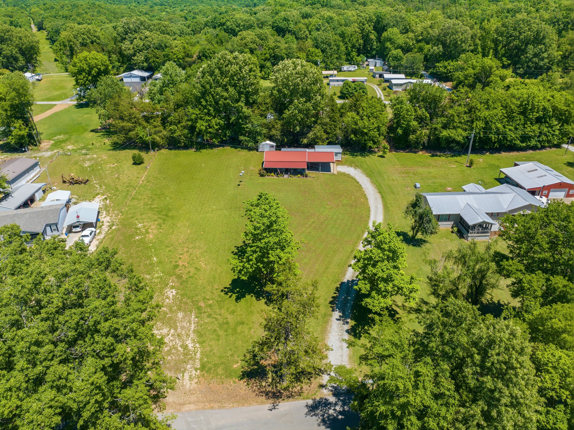 1846 Cypress Creek Road Linden TN 37096