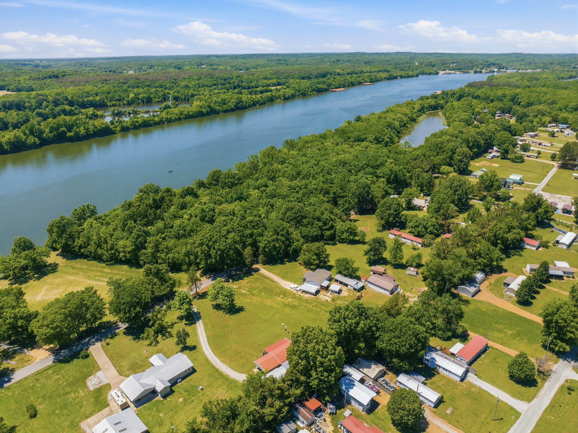 1846 Cypress Creek Road Linden TN 37096