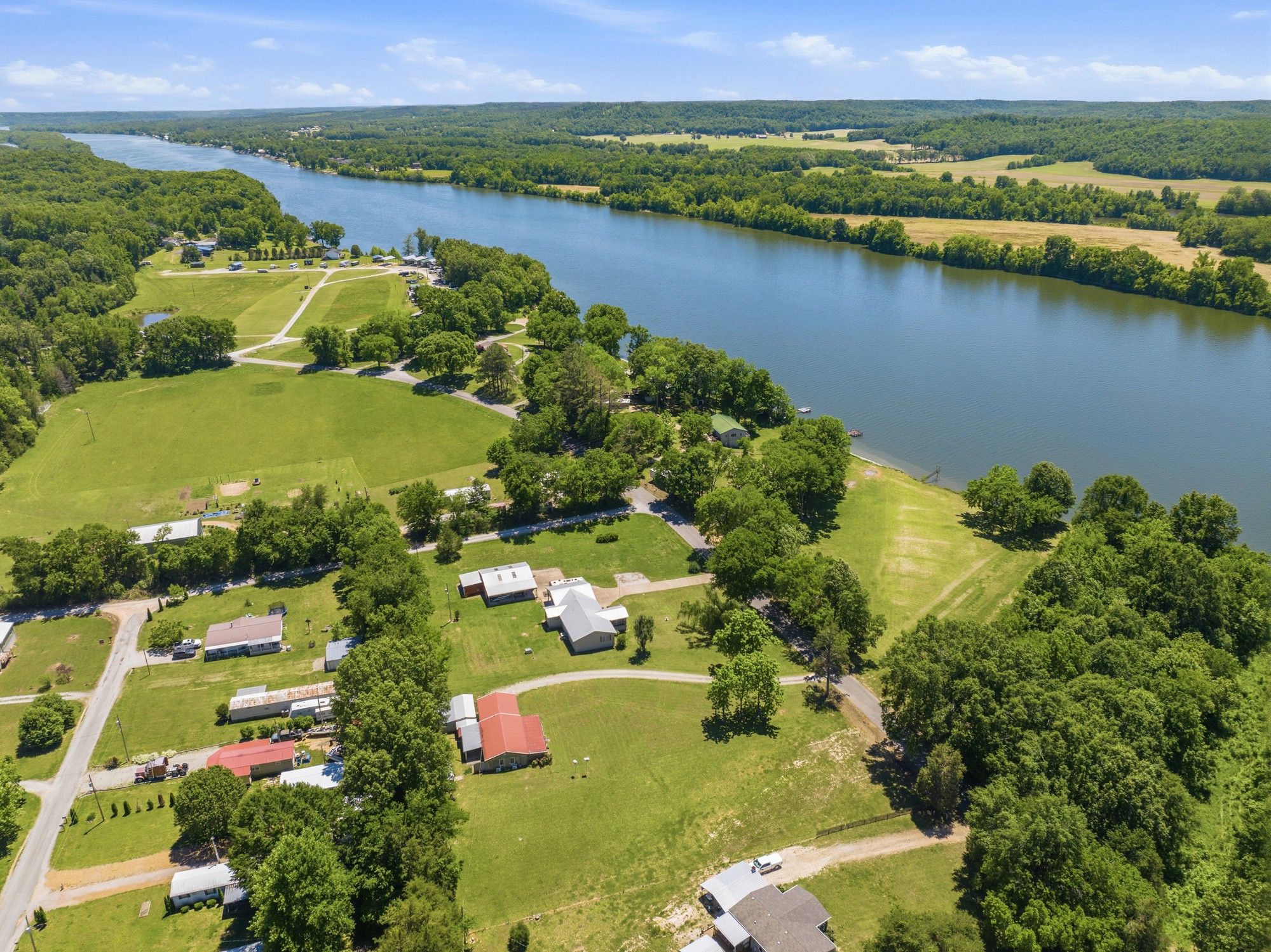 1846 Cypress Creek Road Linden TN 37096