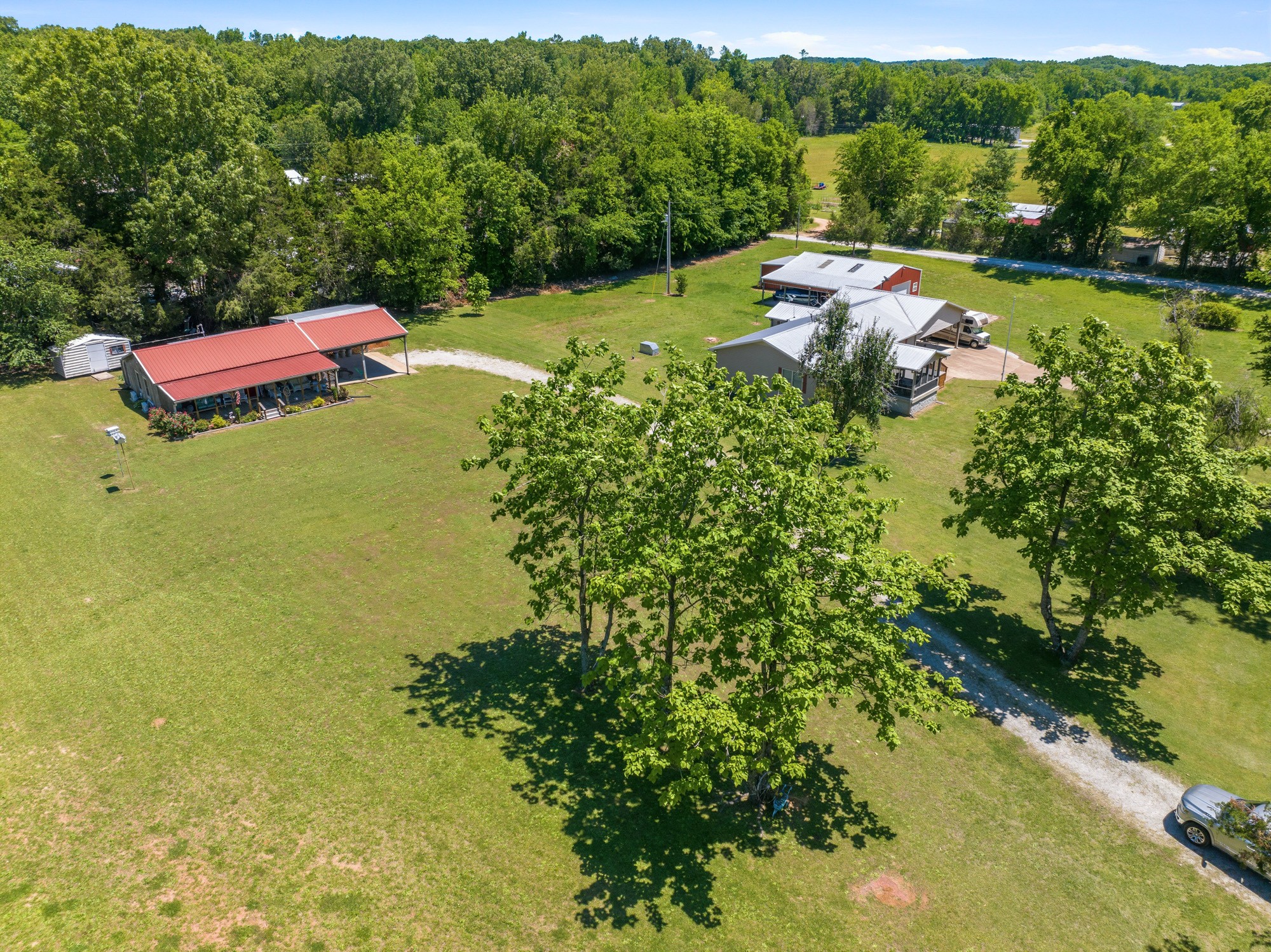 1846 Cypress Creek Road Linden TN 37096