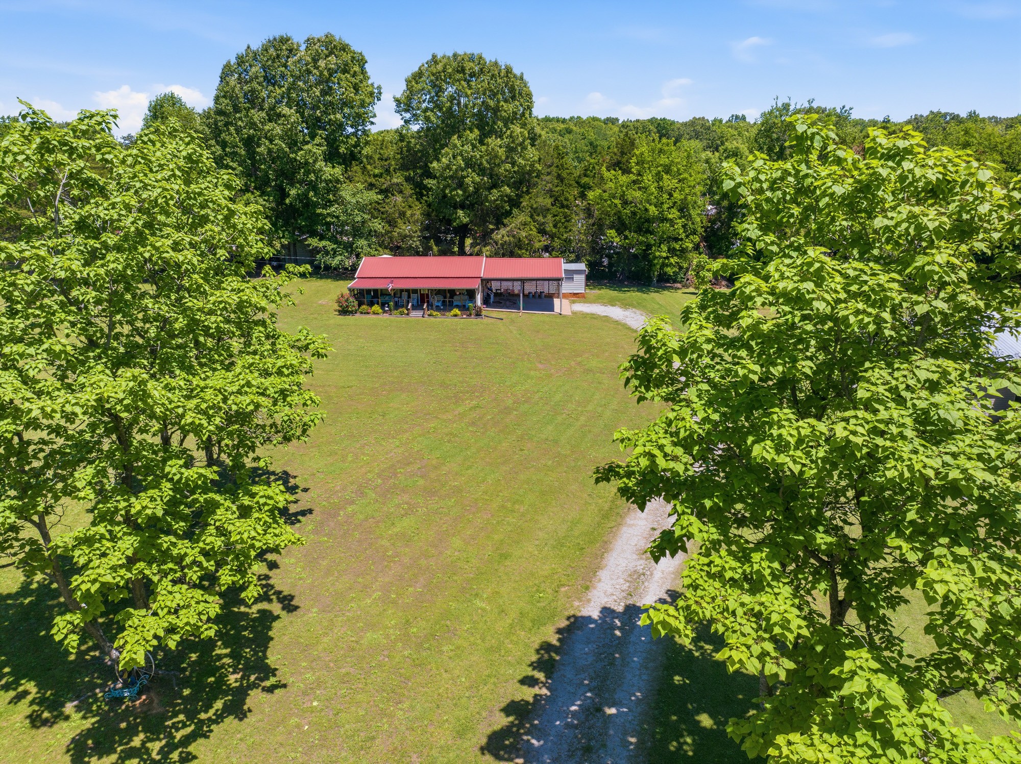 1846 Cypress Creek Road Linden TN 37096