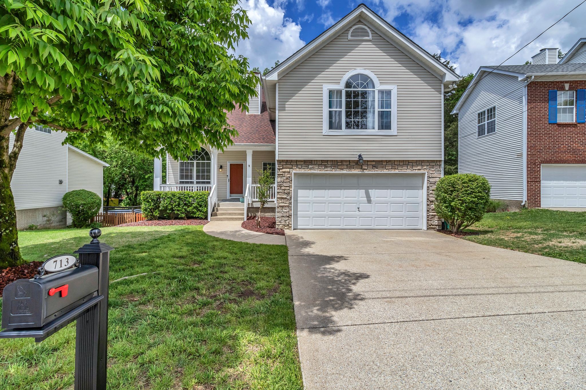 713 Hallcrest Court Hermitage TN 37076