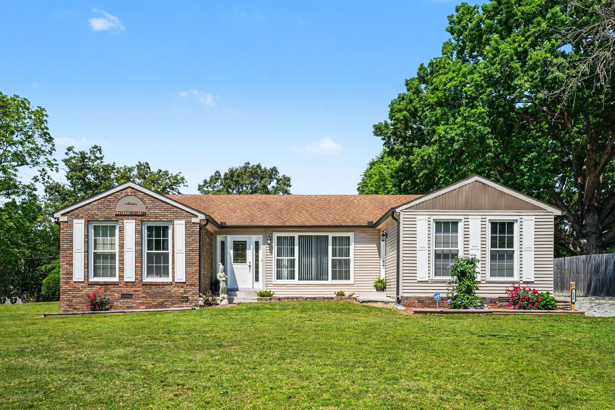 120 Slater Street White Bluff TN 37187