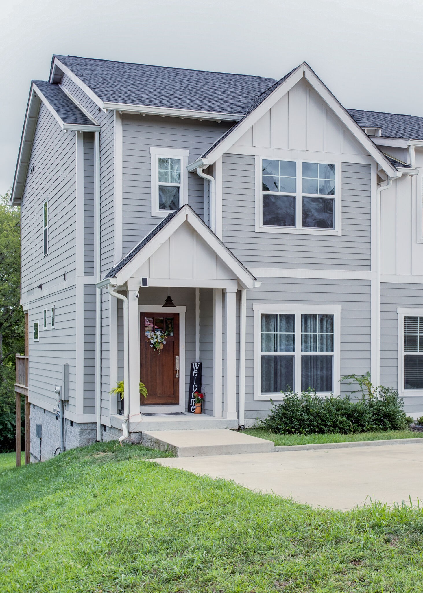 2225 Burns Street Nashville TN 37216