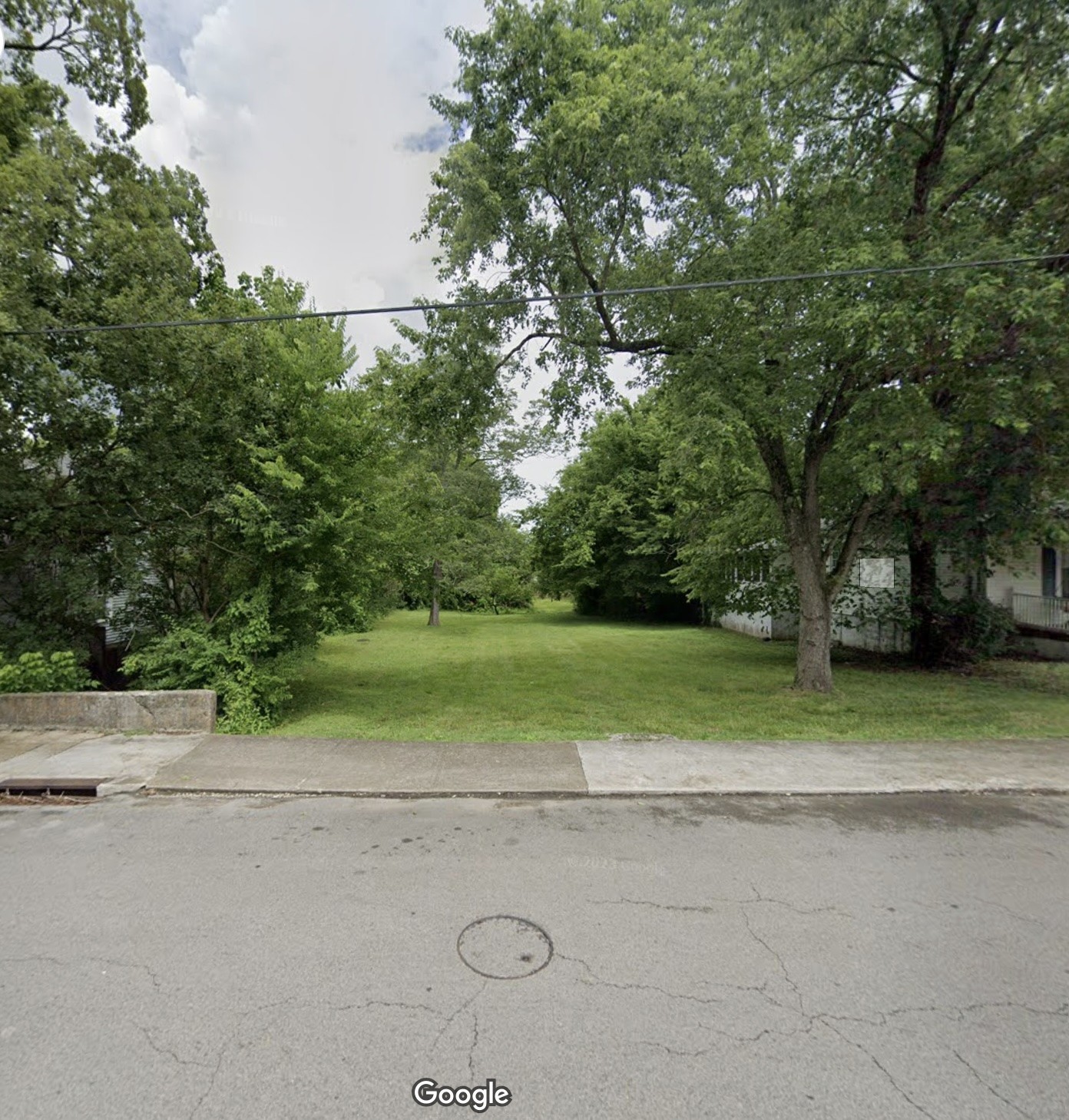 1015 S High Street Columbia TN 38401