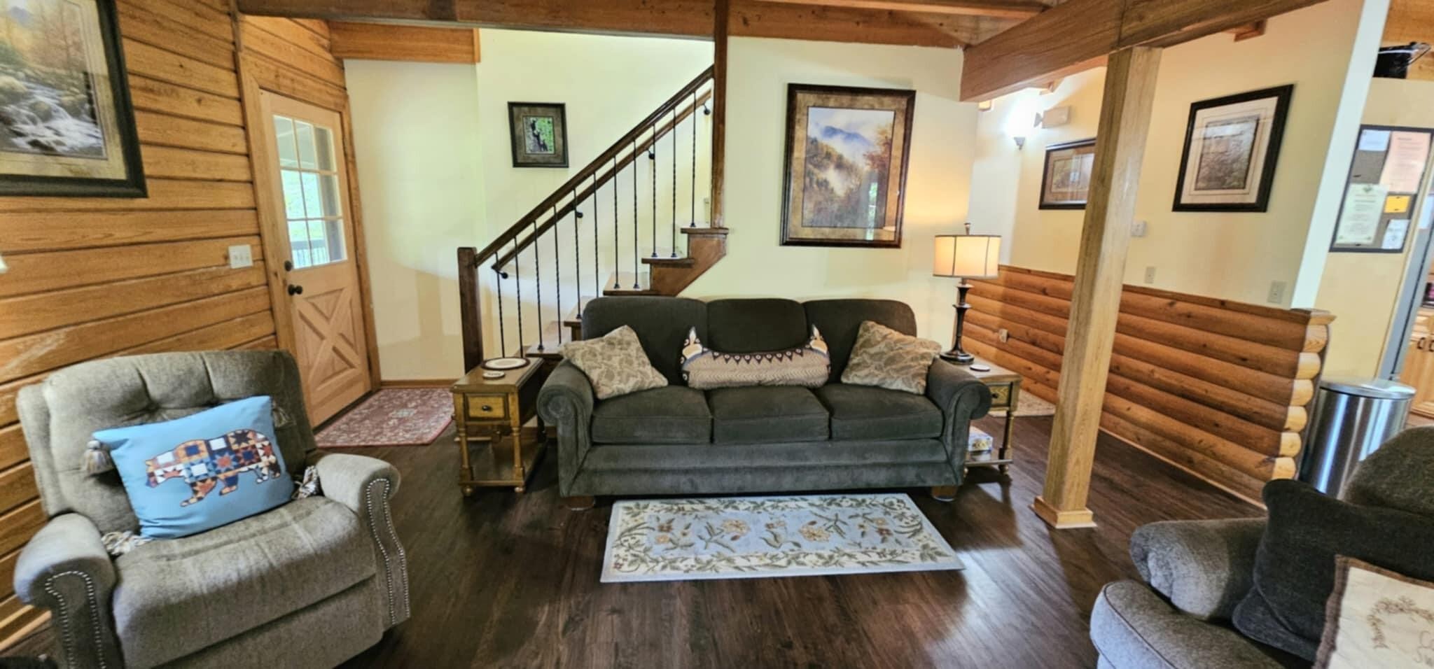 200 Peachtree Lane Tellico Plains TN 37385