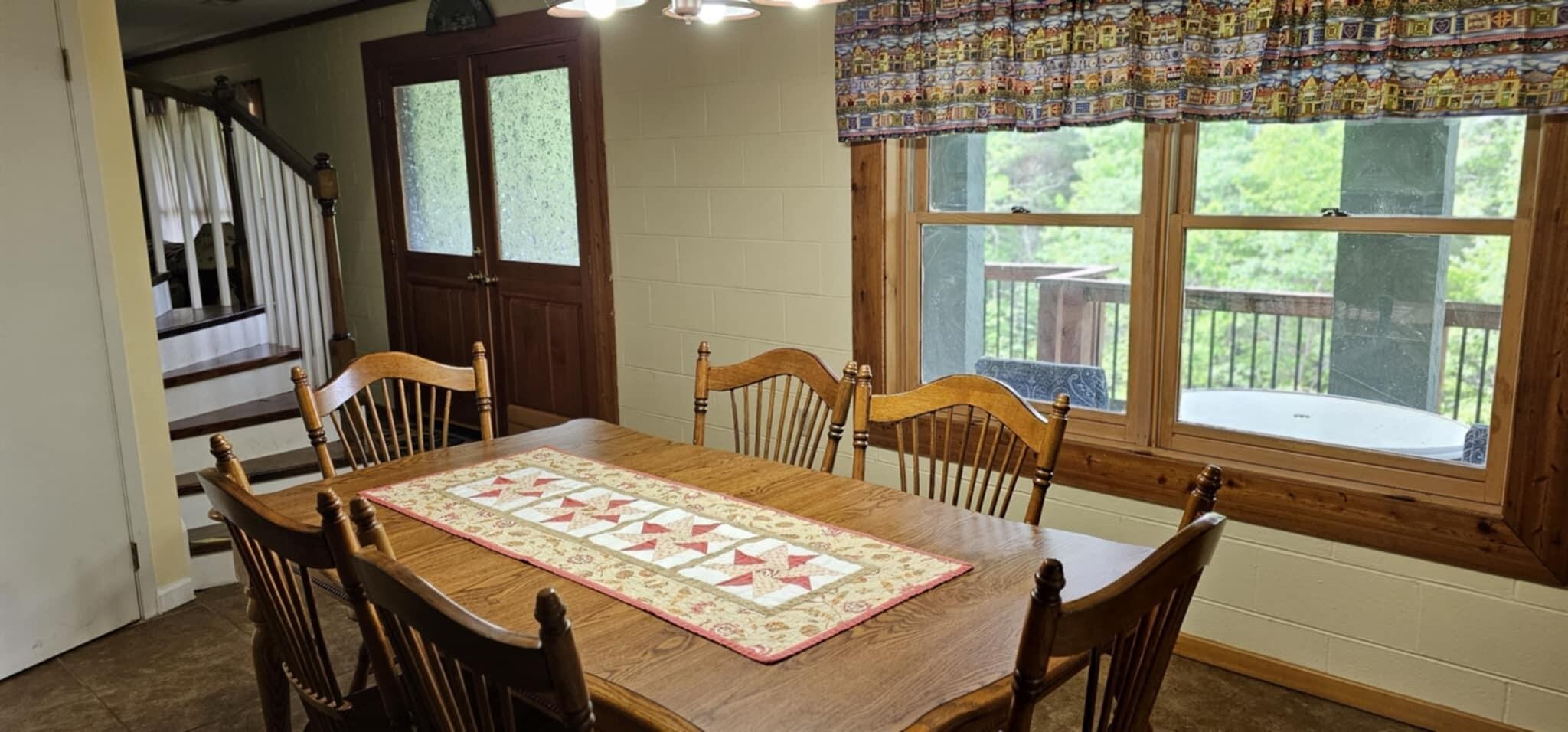 200 Peachtree Lane Tellico Plains TN 37385
