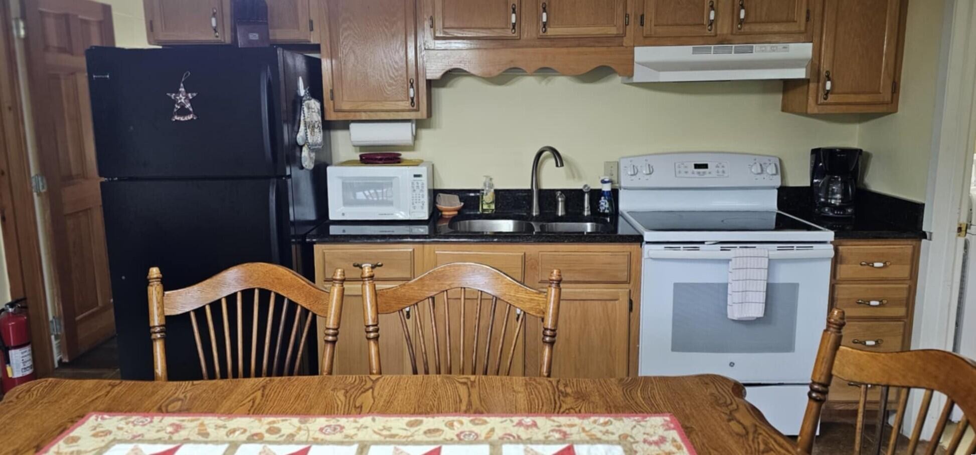 200 Peachtree Lane Tellico Plains TN 37385