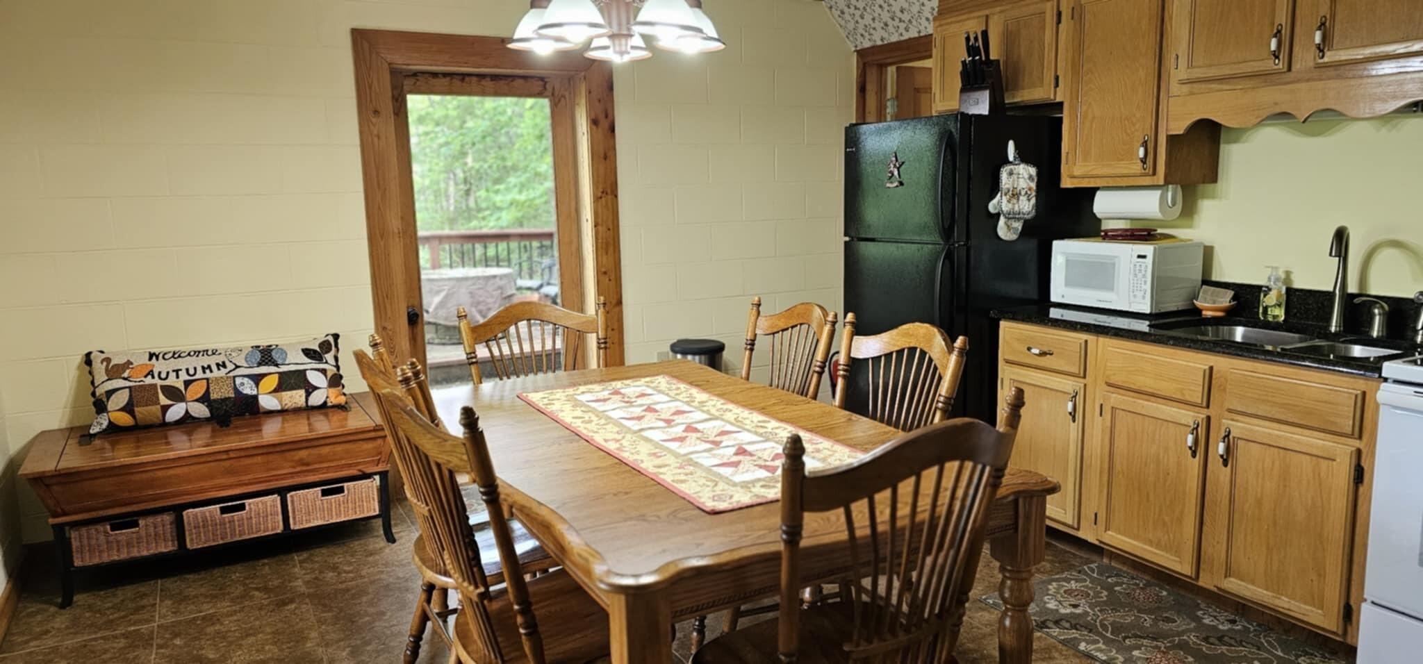 200 Peachtree Lane Tellico Plains TN 37385