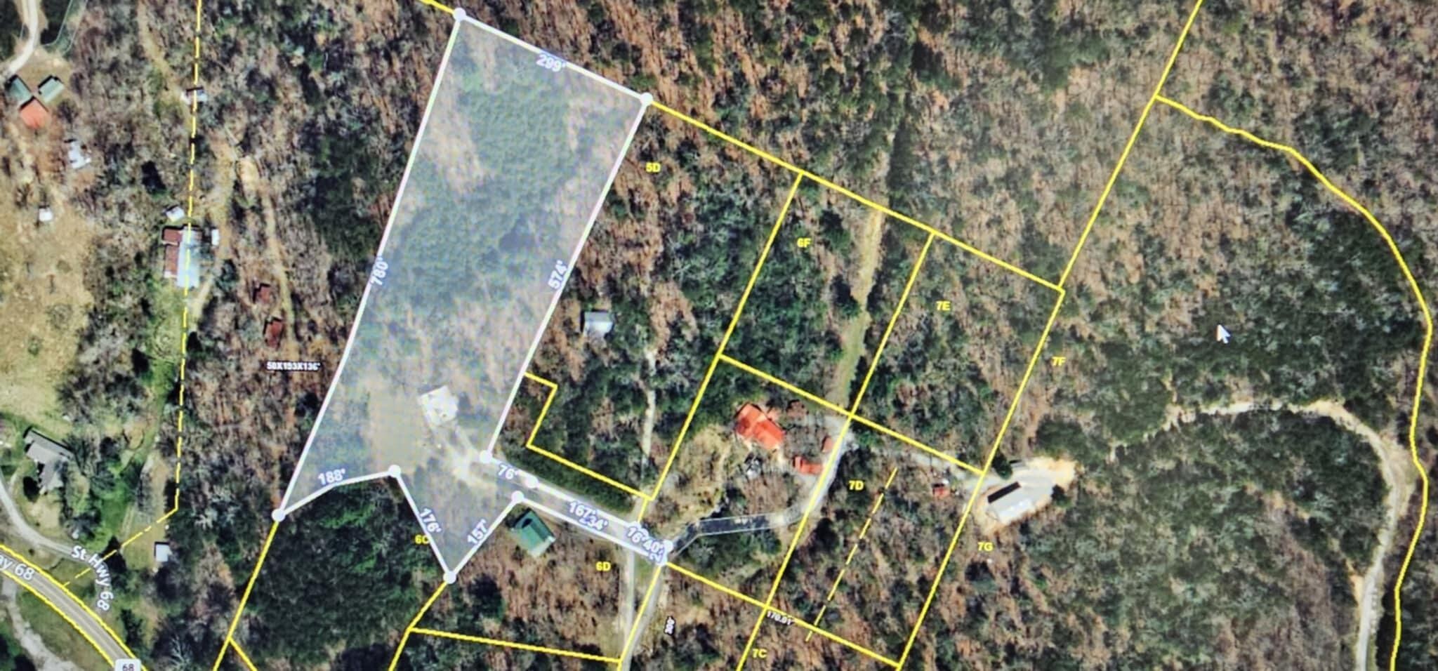 200 Peachtree Lane Tellico Plains TN 37385