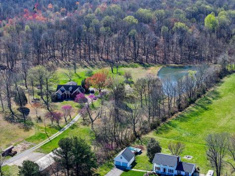 1623 Friendship Road Cross Plains TN 37049