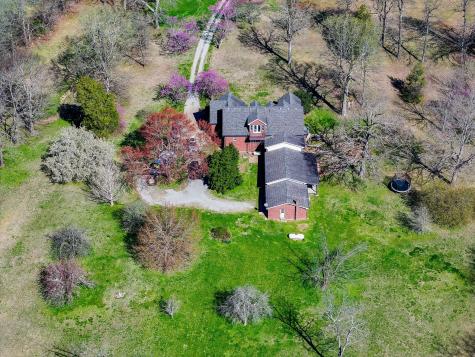 1623 Friendship Road Cross Plains TN 37049