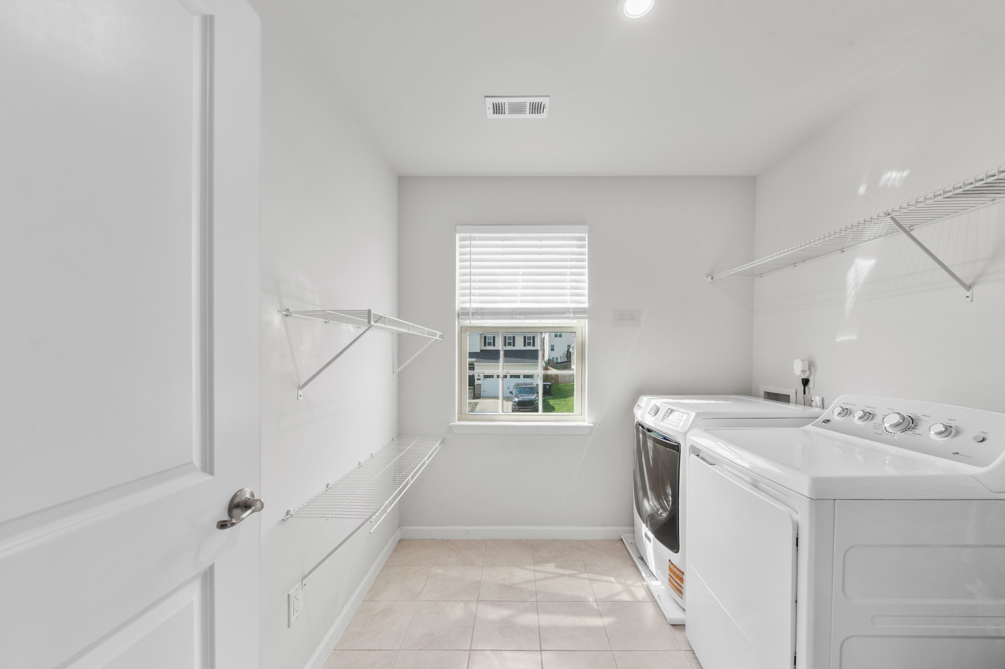 3410 Woodcrest Court Columbia TN 38401