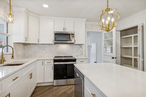 1409 Nashville Highway Columbia TN 38401