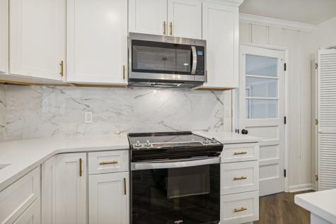 1409 Nashville Highway Columbia TN 38401