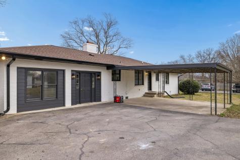 1409 Nashville Highway Columbia TN 38401