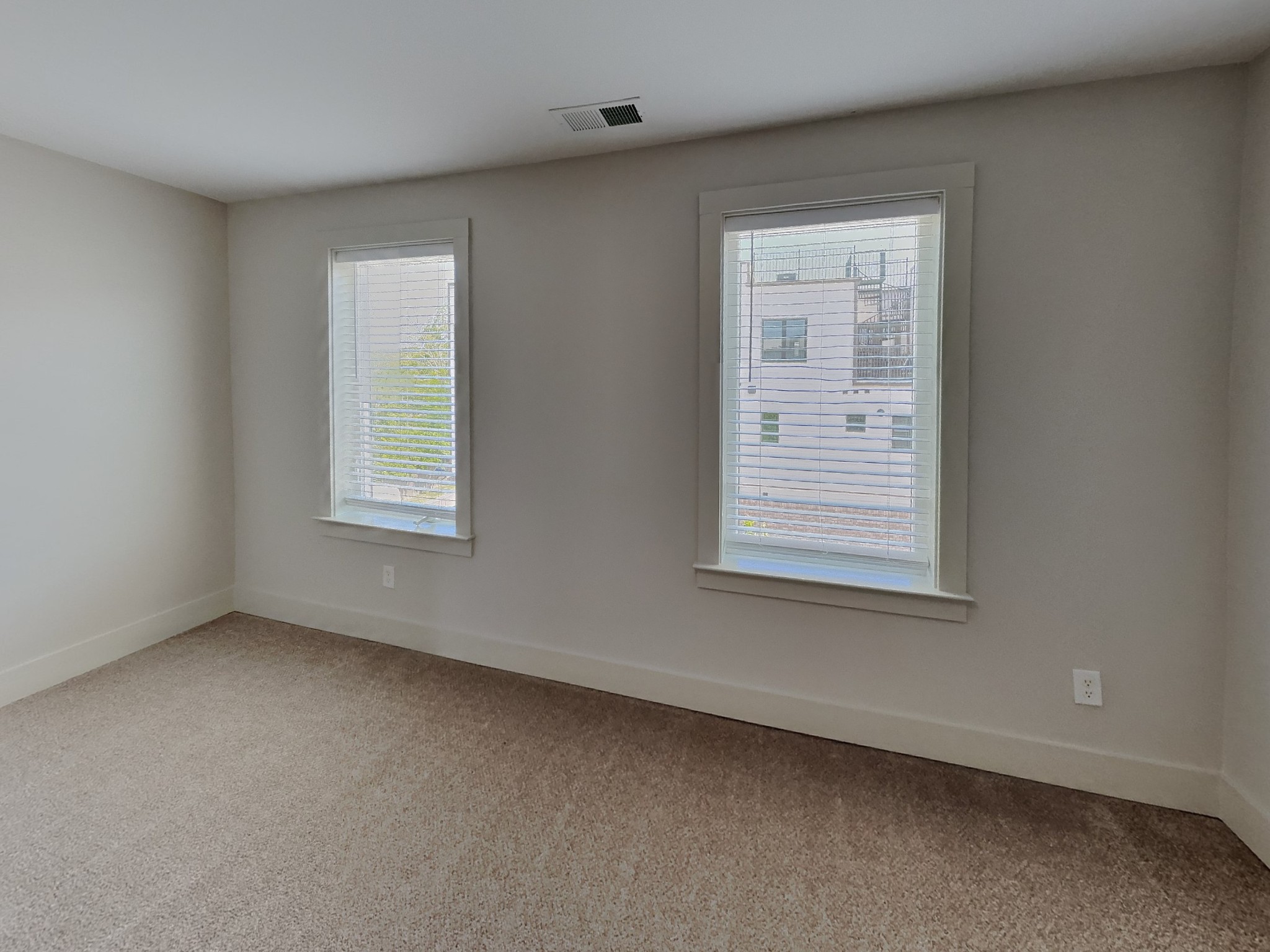 6813 Charlotte Pike Nashville TN 37209