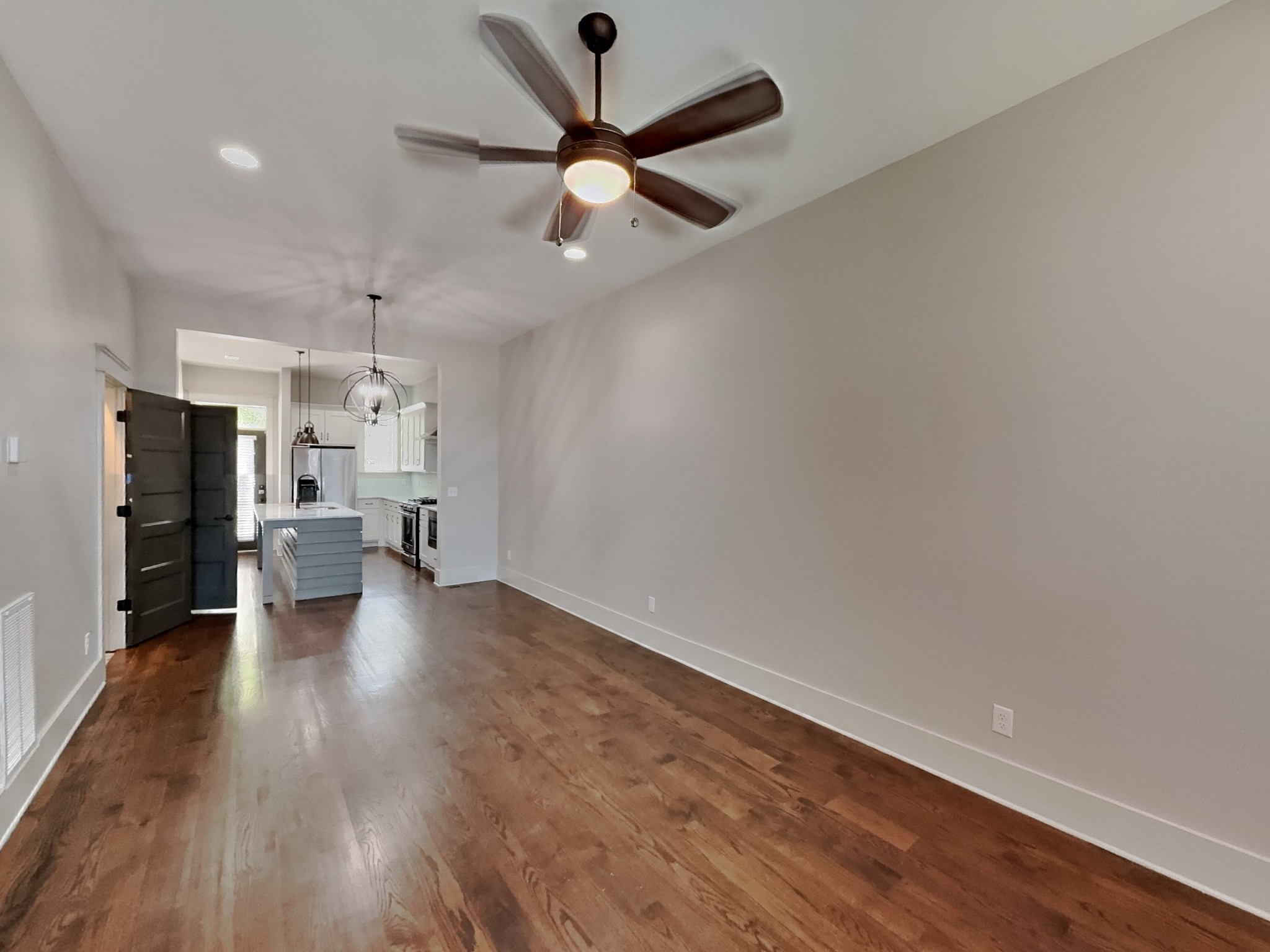 6813 Charlotte Pike Nashville TN 37209