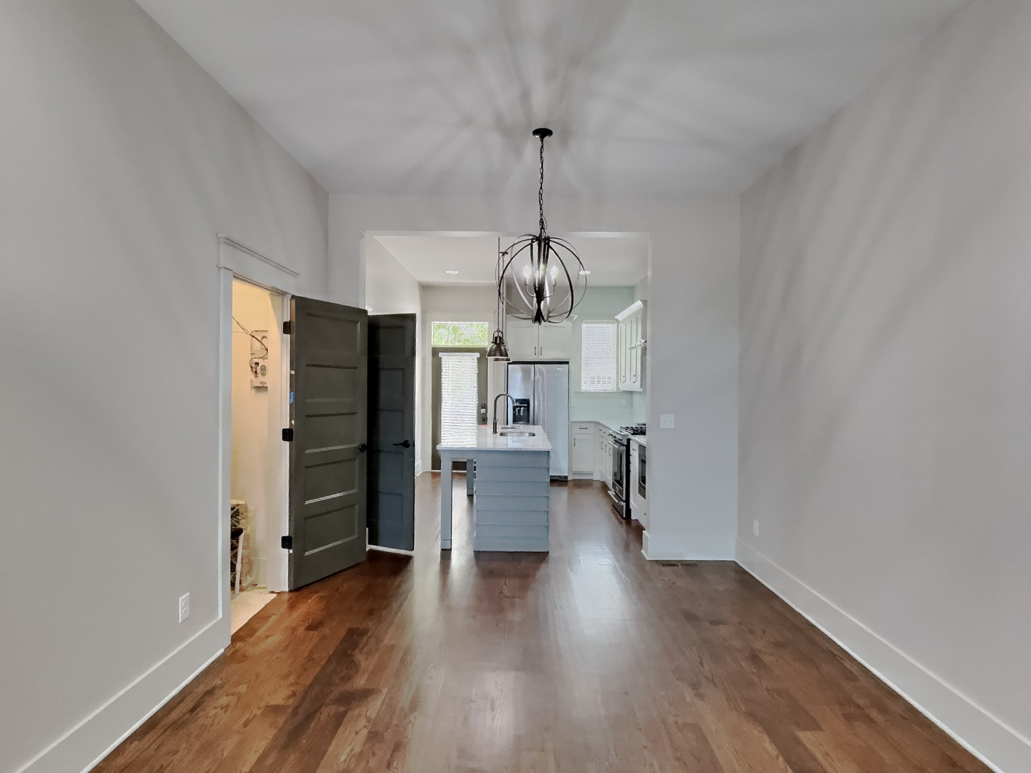 6813 Charlotte Pike Nashville TN 37209