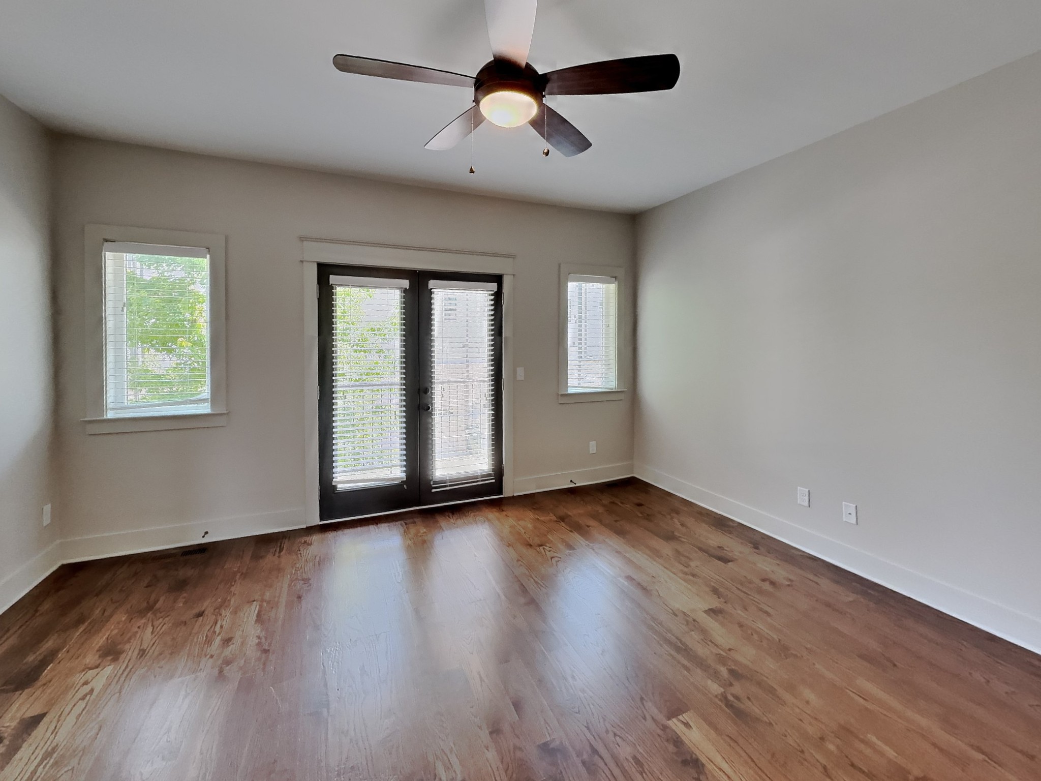 6813 Charlotte Pike Nashville TN 37209