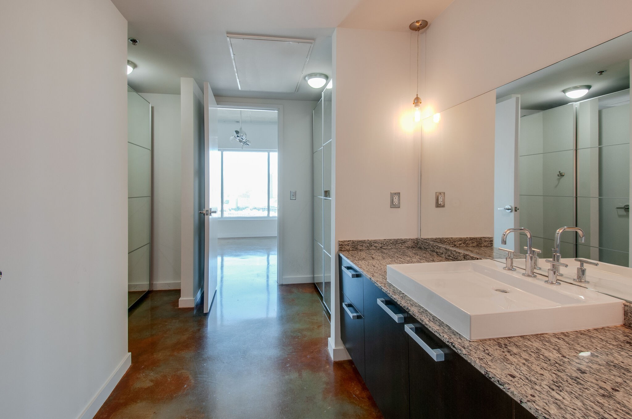 600 12th Ave, S Nashville TN 37203