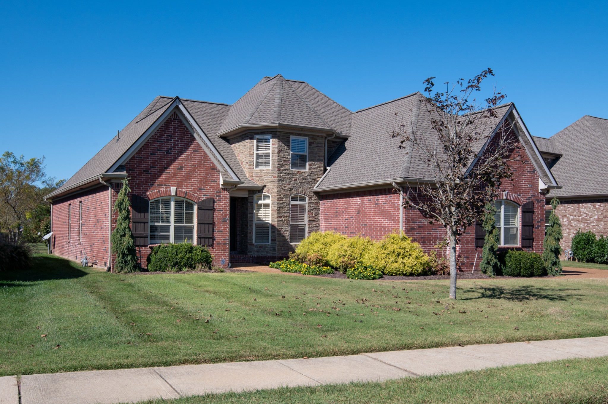 107 Nogs Garden Gallatin TN 37066