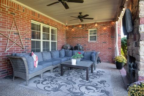 107 Nogs Garden Gallatin TN 37066
