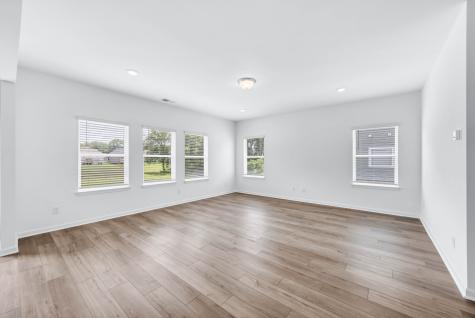 1396 English Oak Drive Clarksville TN 37043