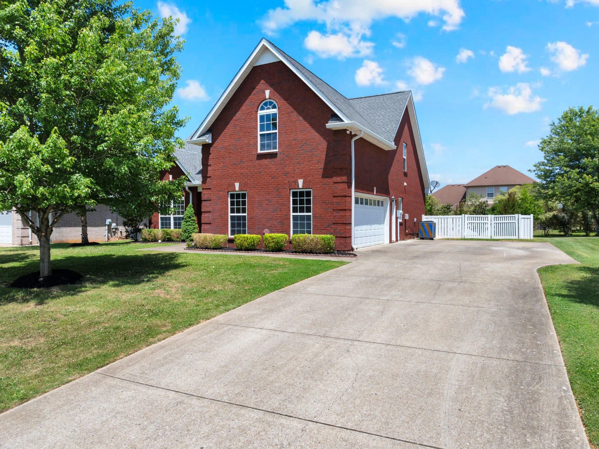 1318 Davy Crockett Drive Murfreesboro TN 37129