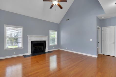1318 Davy Crockett Drive Murfreesboro TN 37129