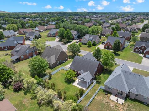 1318 Davy Crockett Drive Murfreesboro TN 37129