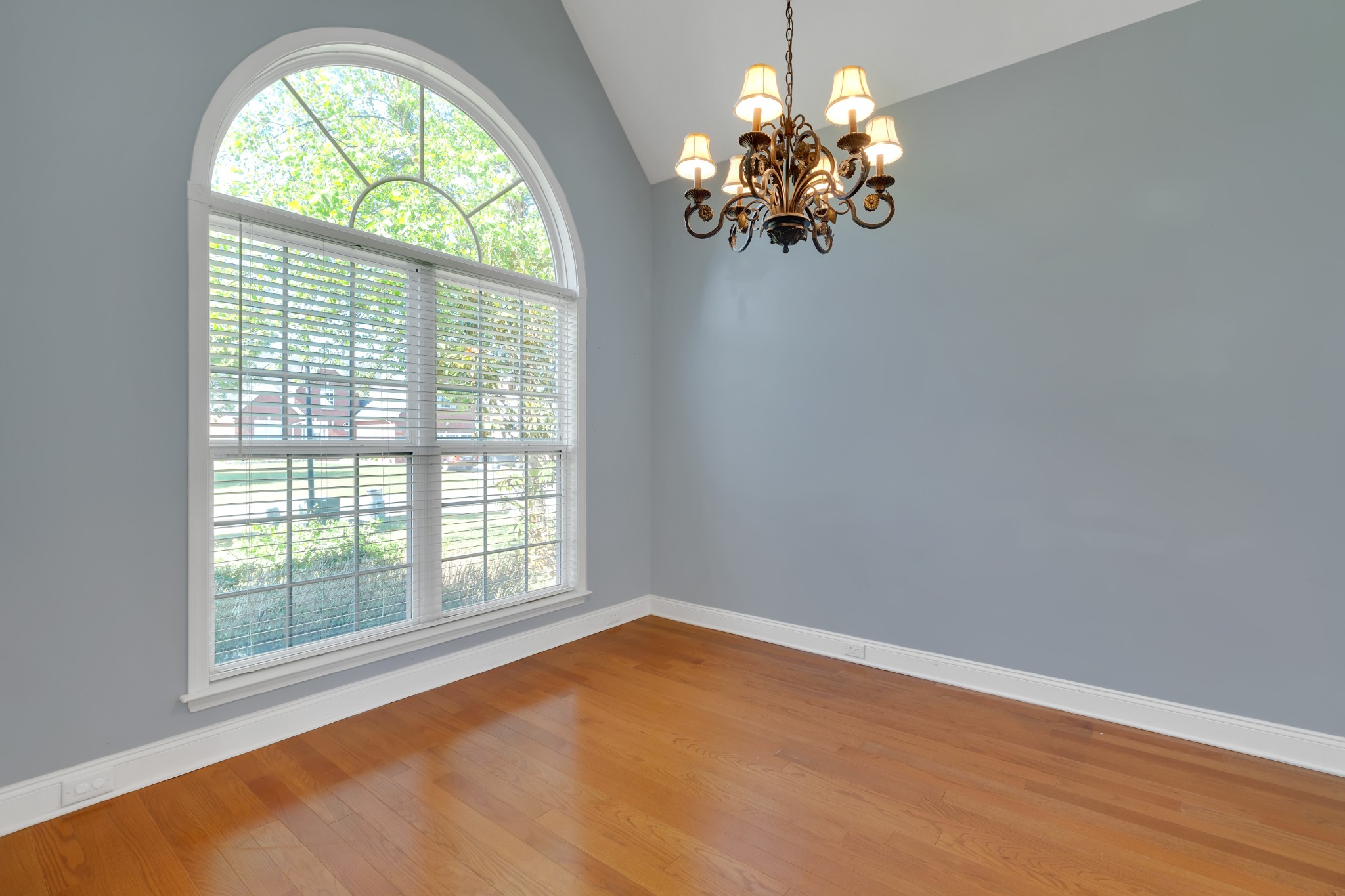 1318 Davy Crockett Drive Murfreesboro TN 37129