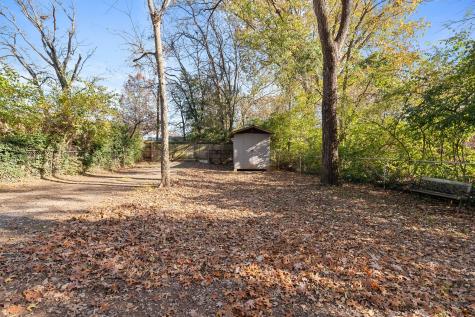 158 37th Ave, N Nashville TN 37209