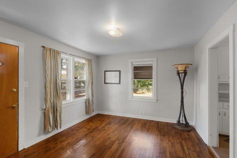 158 37th Ave, N Nashville TN 37209