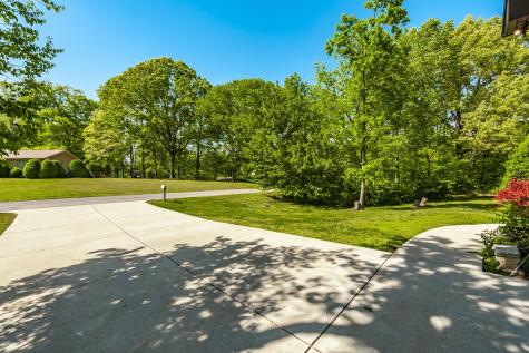 100 Tanglewood Lane Springfield TN 37172