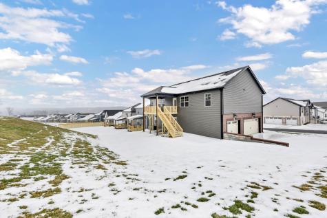 292 Cardinal Creek Clarksville TN 37040