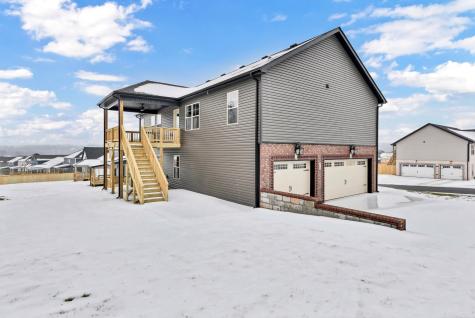 292 Cardinal Creek Clarksville TN 37040