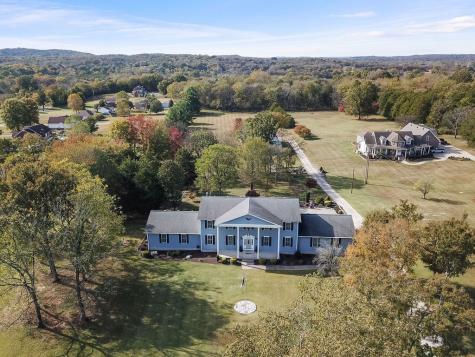 758 Holt Road Lebanon TN 37087