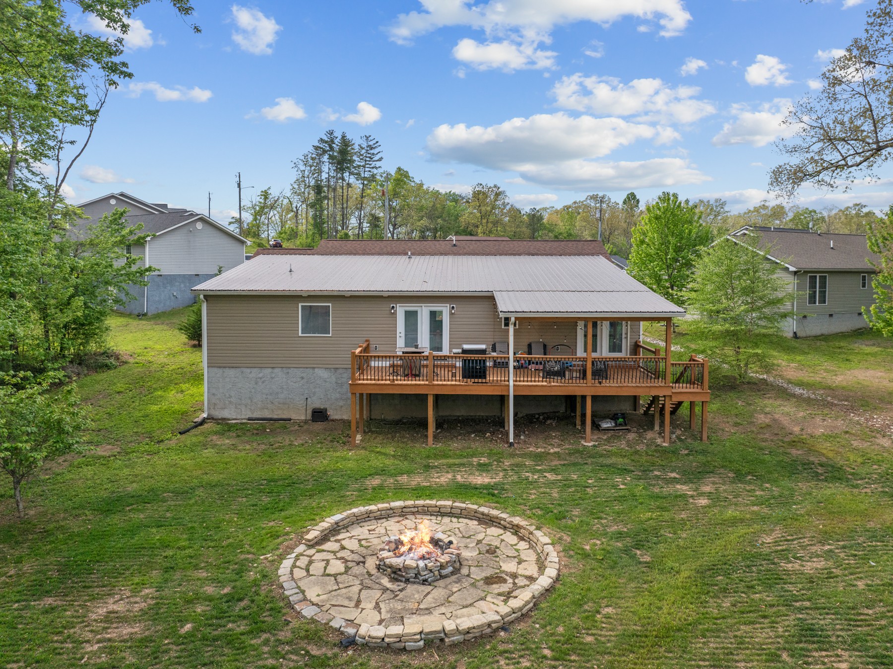 223 Grove Loop Crossville TN 38555