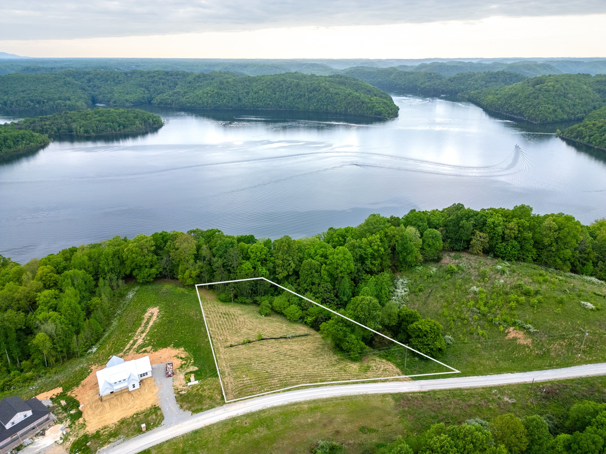 0 Lake Bluff Red Baxter TN 38544