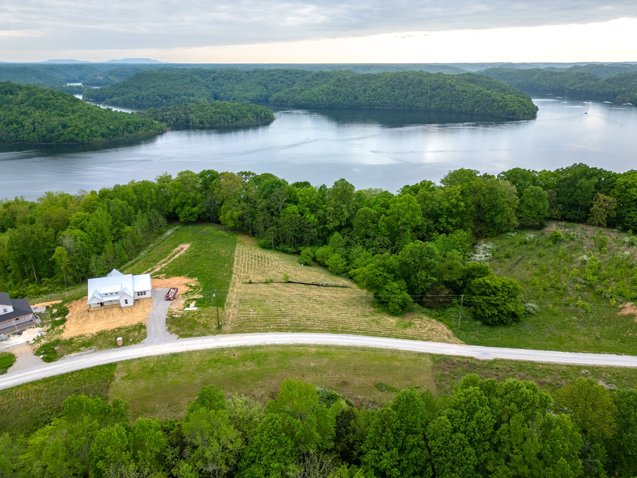 0 Lake Bluff Red Baxter TN 38544