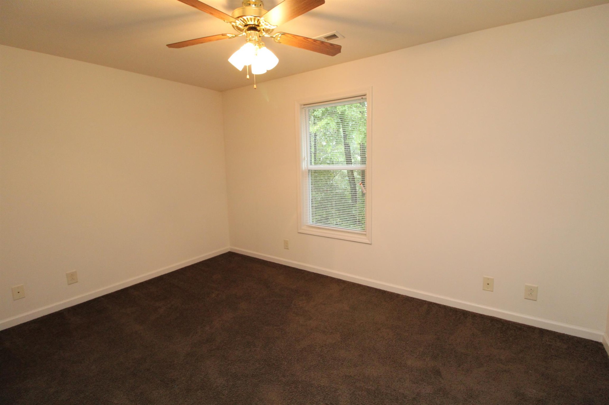 531 Peachers Ridge Clarksville TN 37042