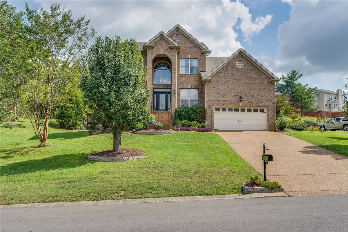 815 Lynn Drive Goodlettsville TN 37072
