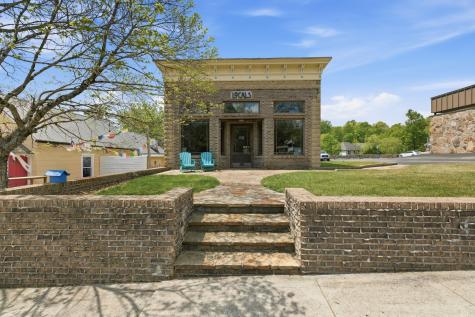49 University Avenue Sewanee TN 37375