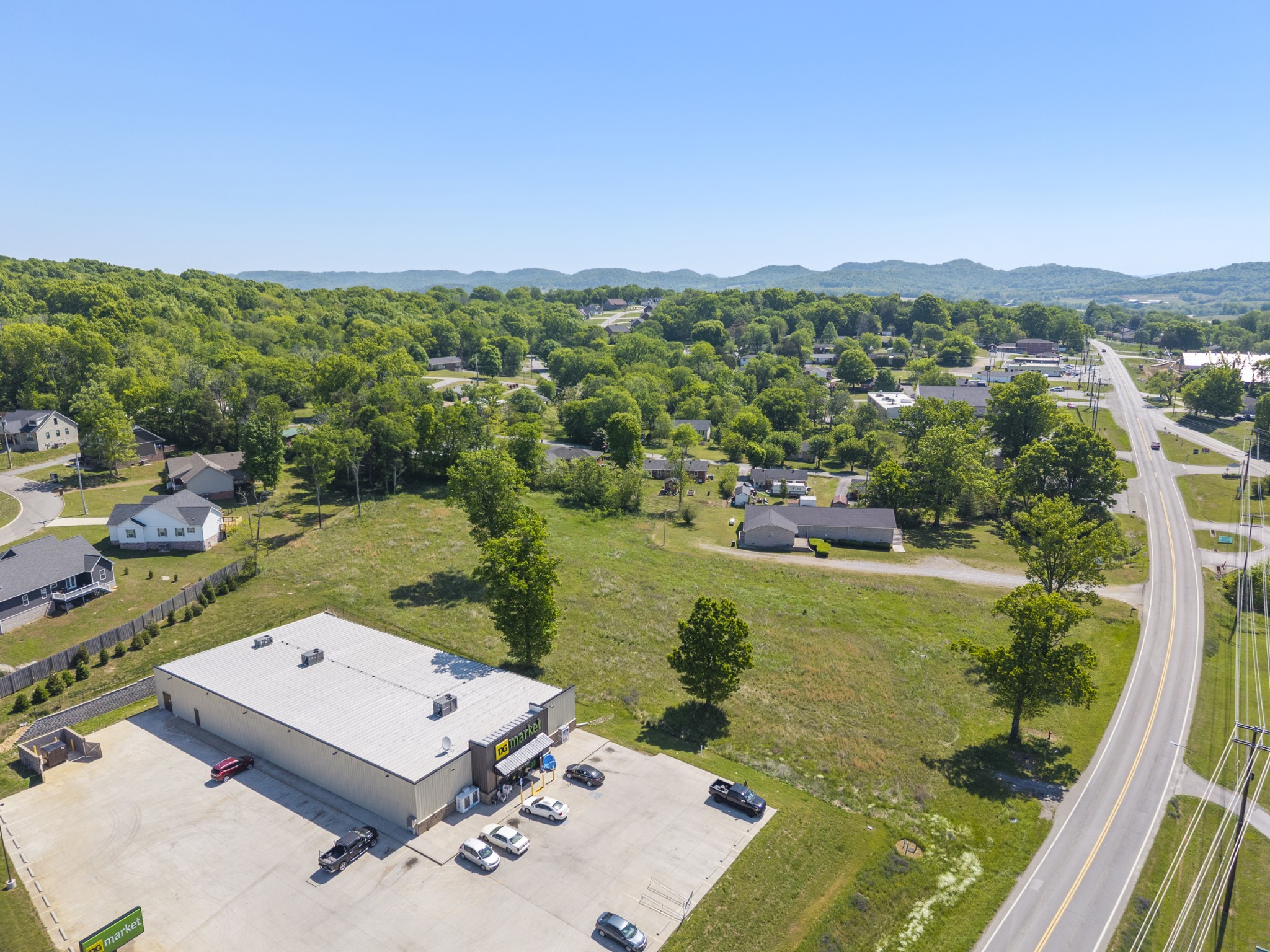621 Mcmurry Blvd, E Hartsville TN 37074