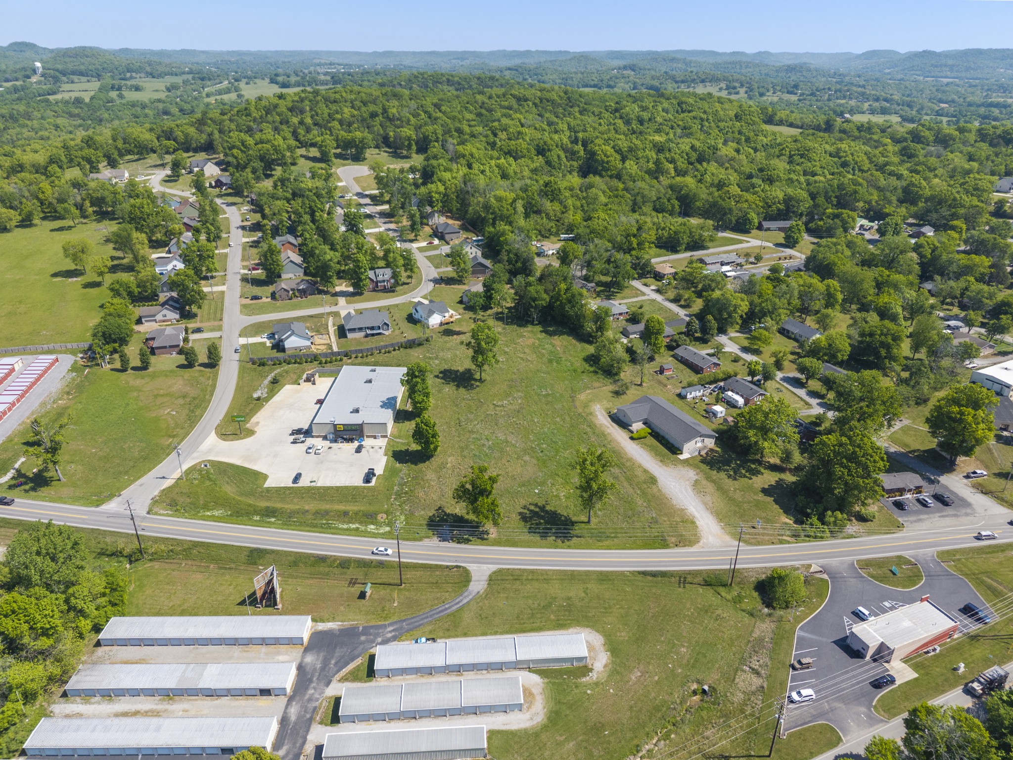 621 Mcmurry Blvd, E Hartsville TN 37074