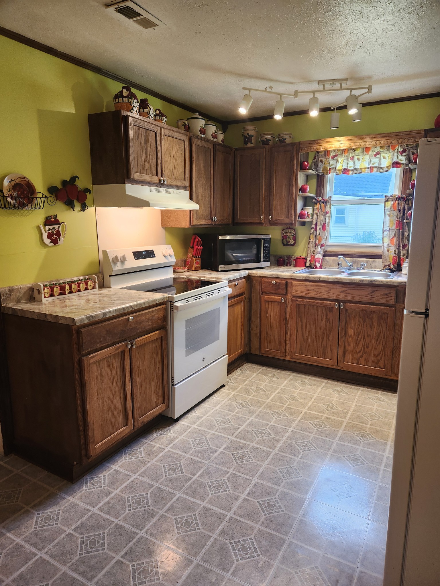 300 S Russell Street Portland TN 37148