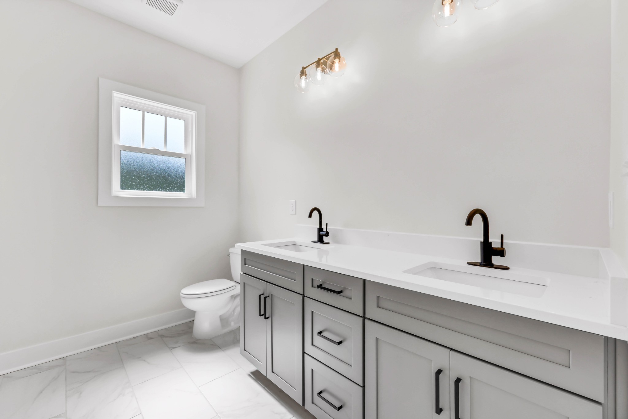 5590 Chambers Road Cumberland Furnace TN 37051