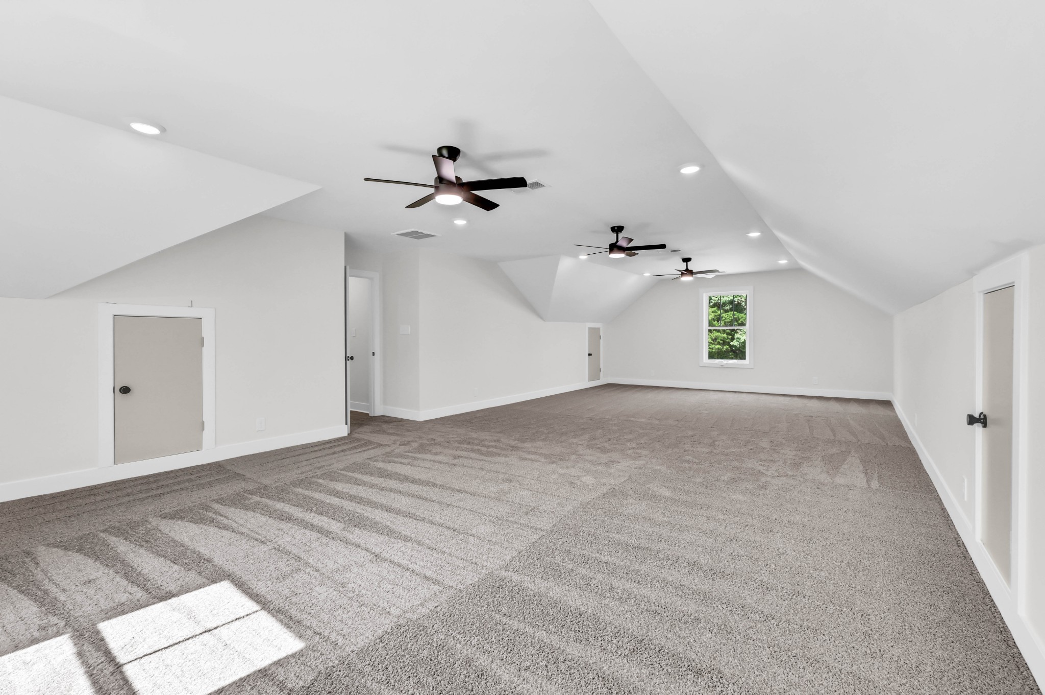 5590 Chambers Road Cumberland Furnace TN 37051