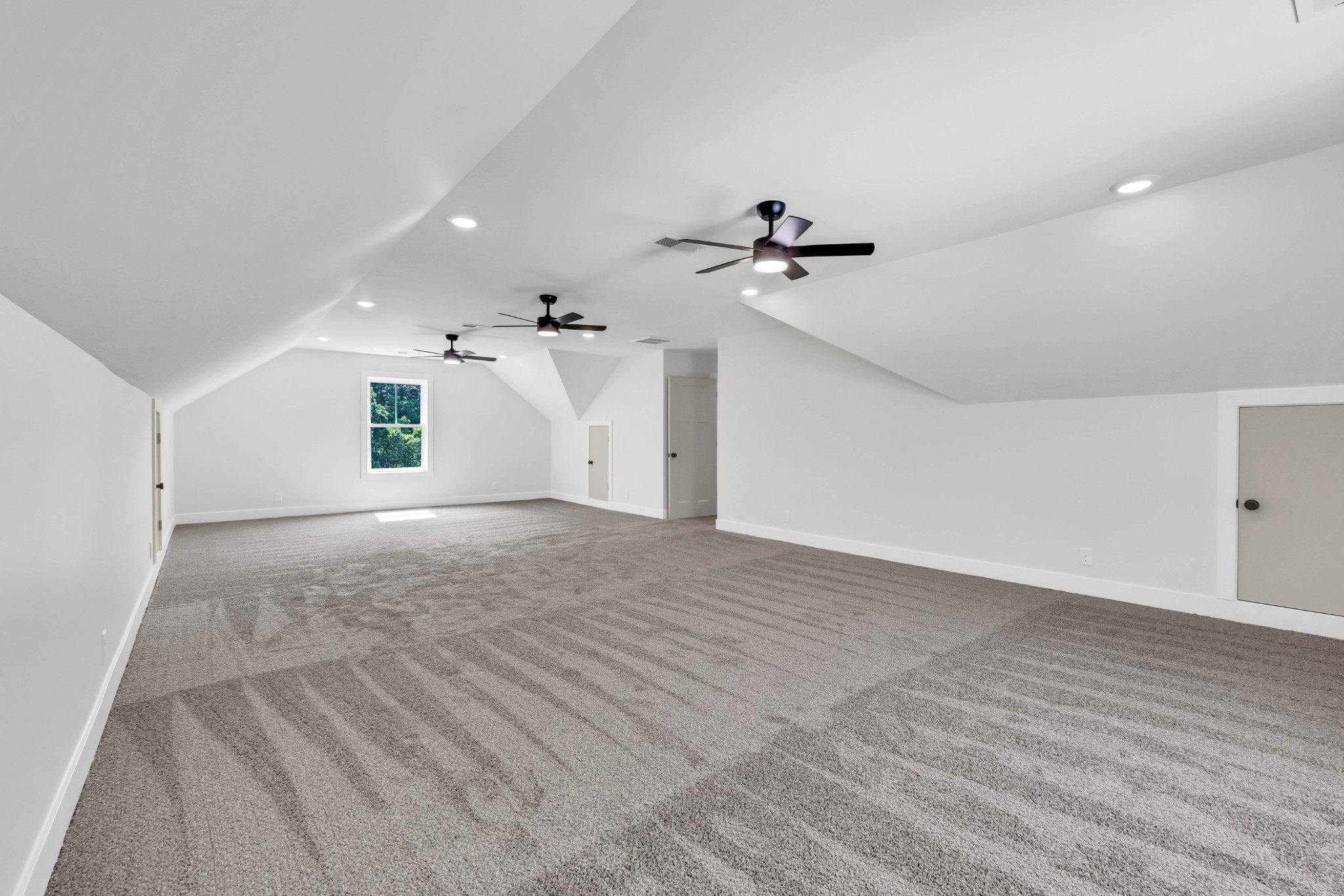 5590 Chambers Road Cumberland Furnace TN 37051